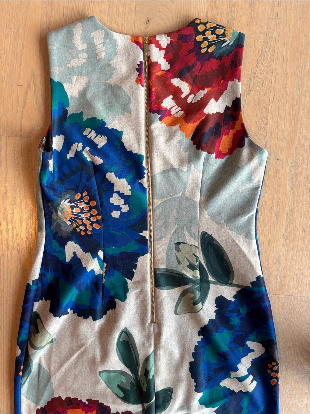 Calvin Klein Sleeveless Floral Midi Dress in Blue, Red, Green - Picture 4 of 4